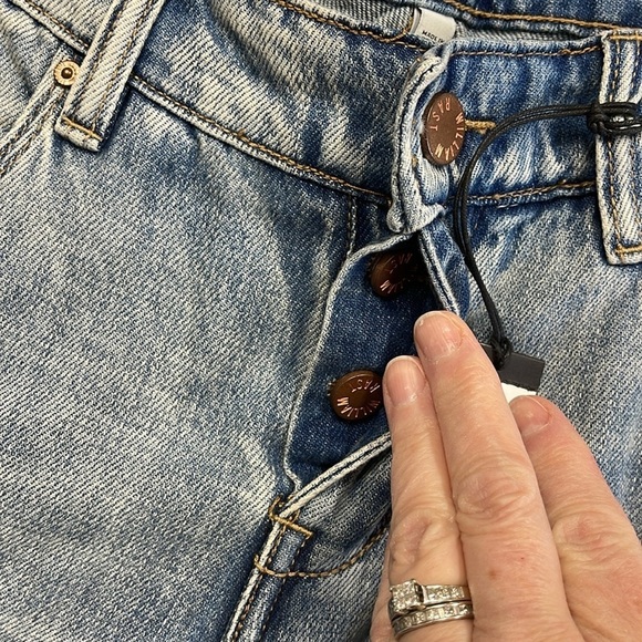 William Rast NWT My Ex’s Distressed Button Fly Raw Hem Jeans Size 26 - Picture 9 of 13